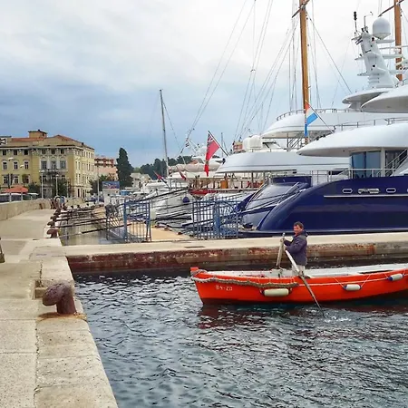 Apartman Franceska *