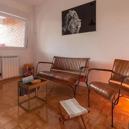 Апартаменти Franceska *